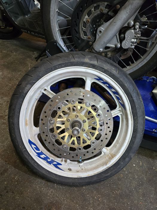 Honda CBR 600 F3 peças