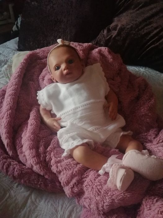 Linda bebé reborn