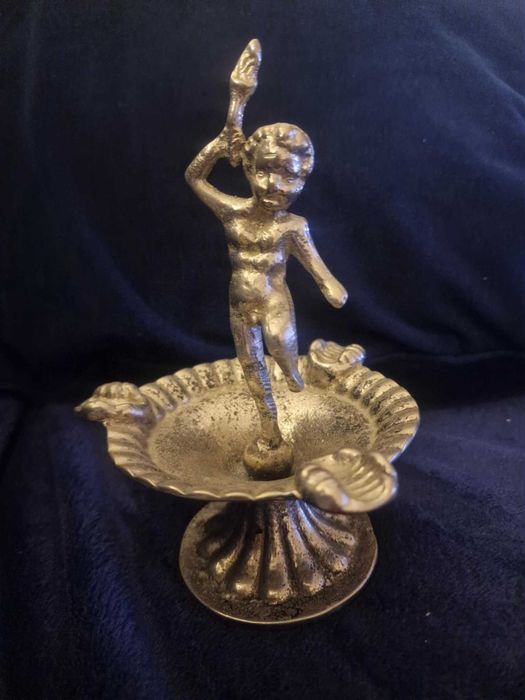 Cinzeiro antigo de bronze do período Art Nouveau