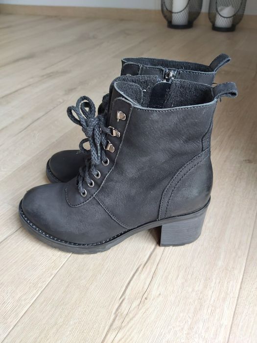 Botki na obcasie 36