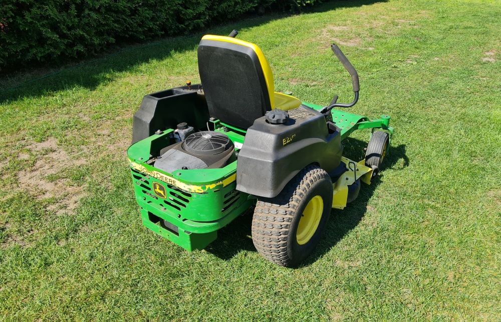 Traktorek kosiarka JOHN DEERE Zero turn zero skret 20 km V-TWIN  transport wysylka serwis