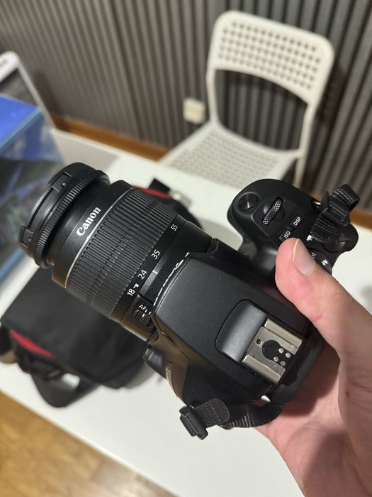 Canon EOS 250D – Excelente Estado – Ideal para Vídeo e Foto