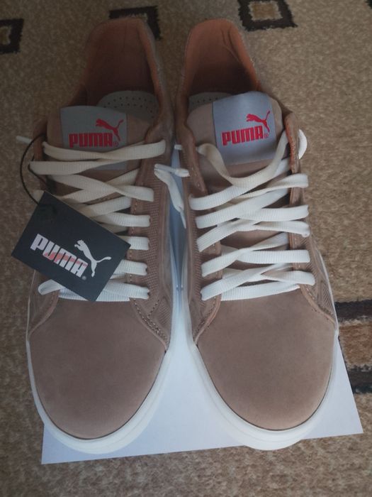 Продам кросівки нові