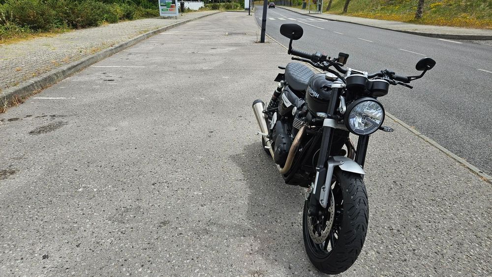 Triumph Speed Twin 1200
