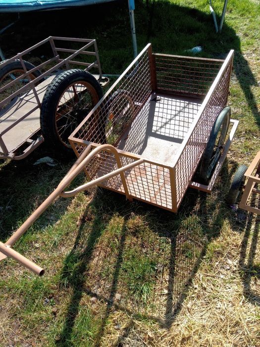 Wózek ogrodowy do ogrodu na liście