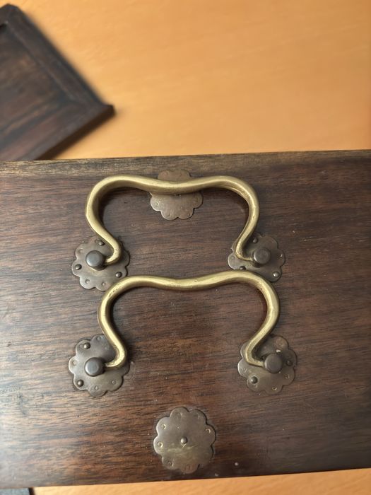 Caixa de madeira de Mahjong.