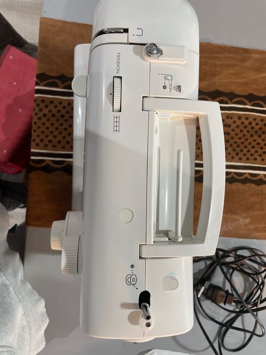 Máquina de costura Singer Serenade ( modelo 2250 )