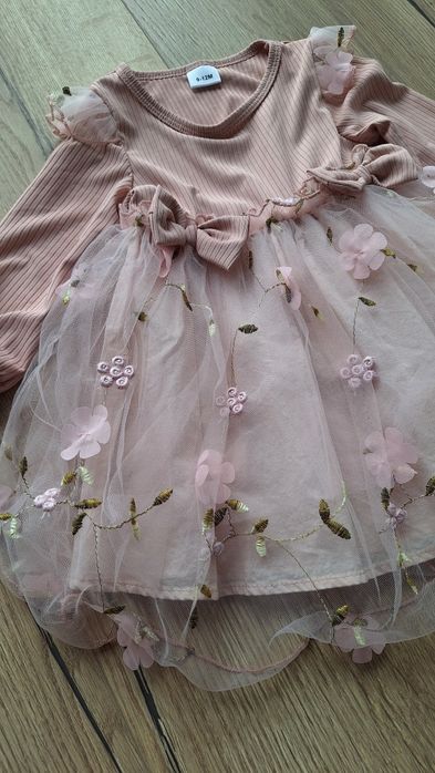 Sukieneczka  9-12msc