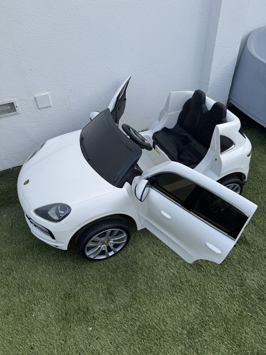 Carro Elétrico Infantil