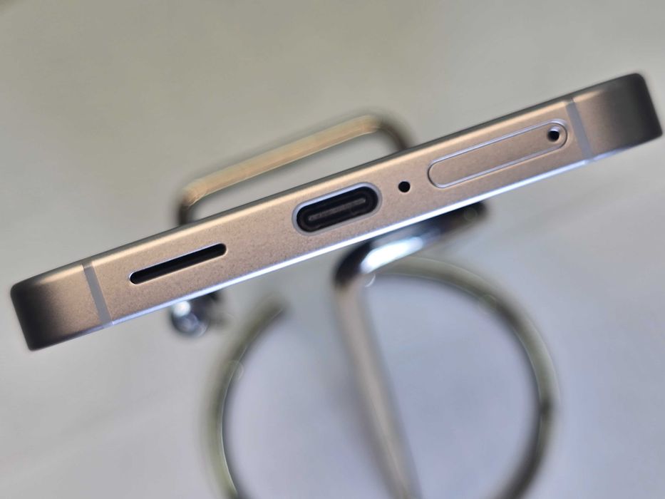 Samsung Galaxy S25 12/128 GB Global новий