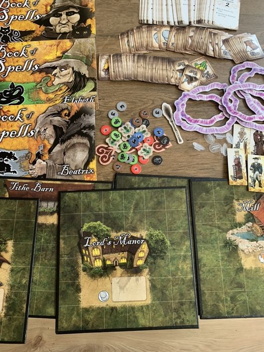 The Village Crone gra planszowa gry planszowe gra karciana