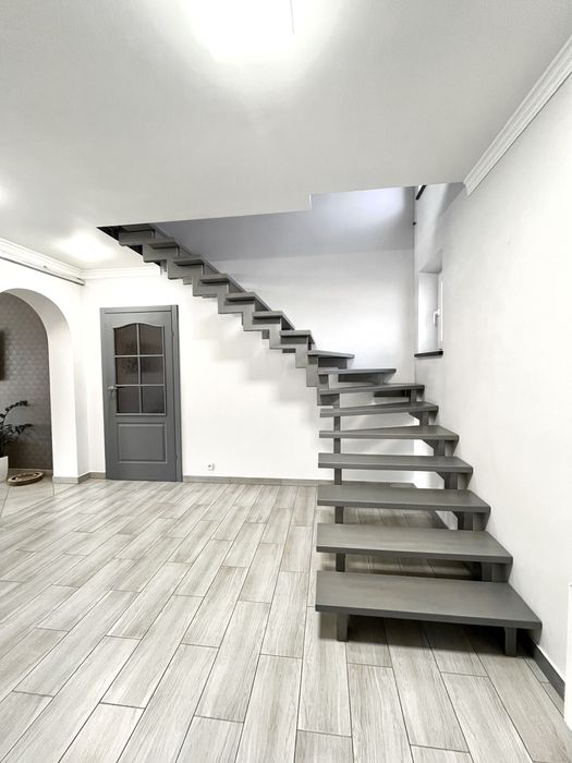 Продаж будинку 150кв2 Великі Дмитровичі , Романків,Безрадичі