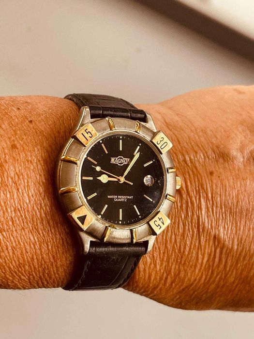 Relógio Magnum Quartz Usado – Pilhas Novas