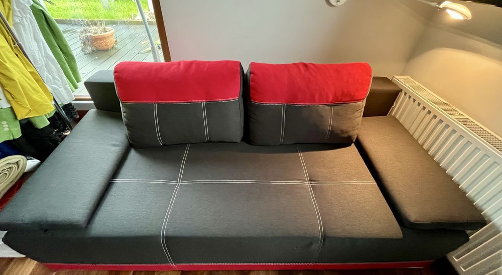 Sofa rozkladana z duzym pojemnikem
