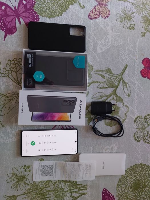 Samsung A73  8/256 идеал