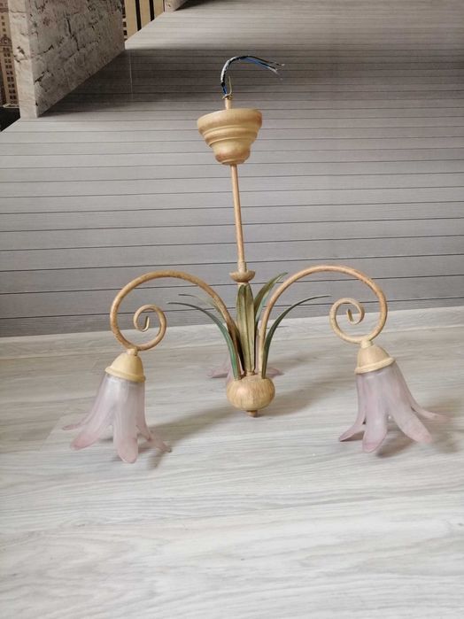 Żyrandol trzypunktowy