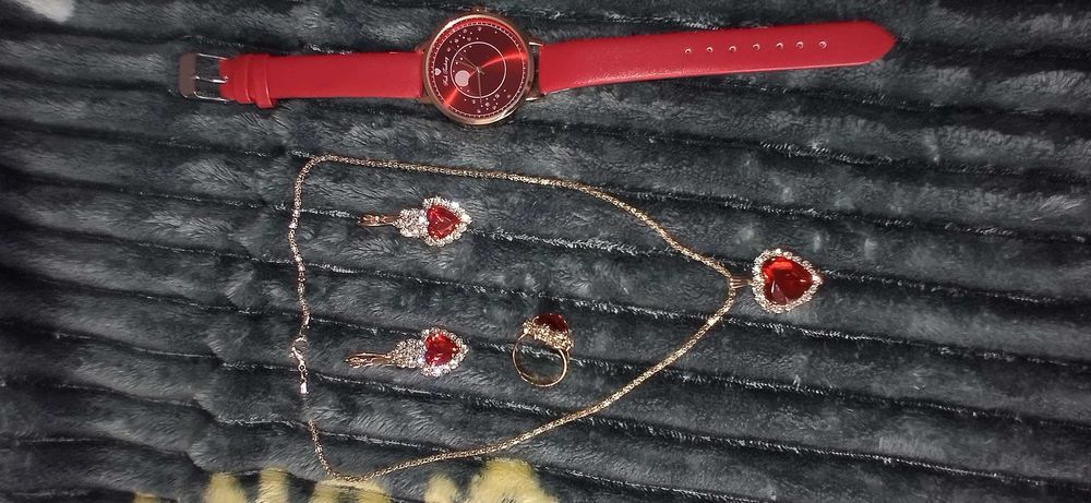 Набори жіночі, біжутерія