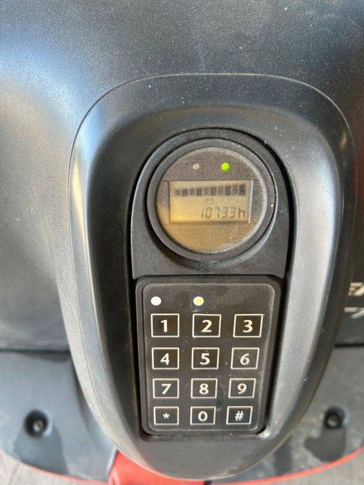 Stacker porta paletes eléctrico