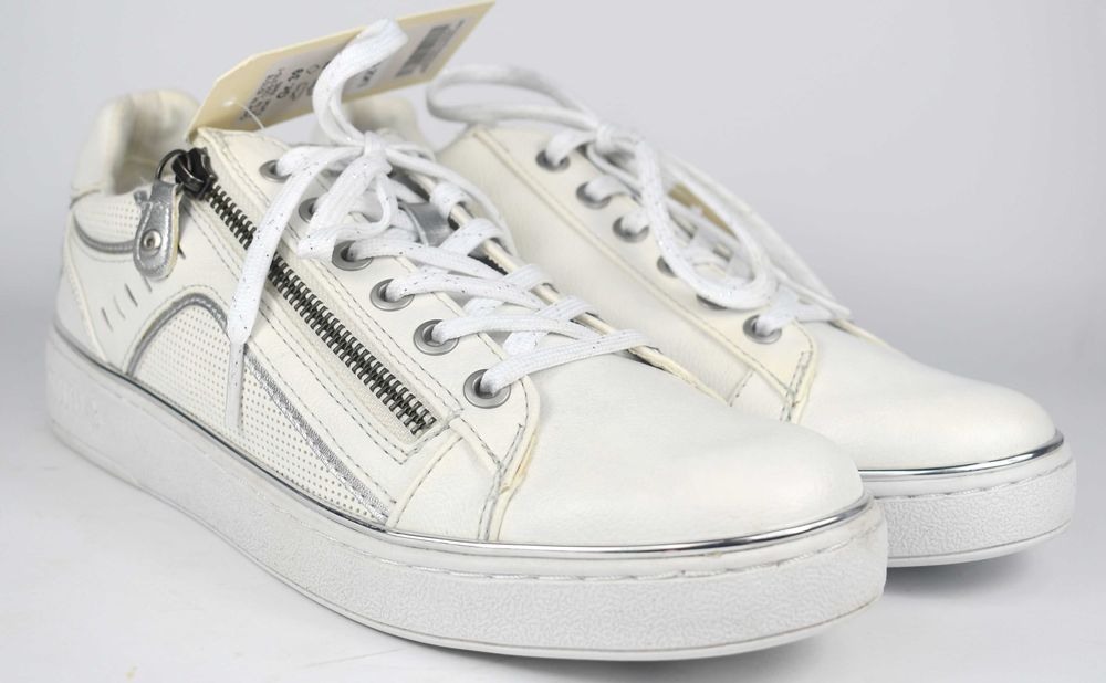 Nowe sneakersy Mustang roz. 39