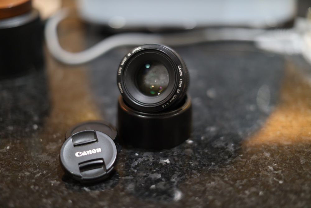 Canon 50 mm 1.4 imaculada com extras