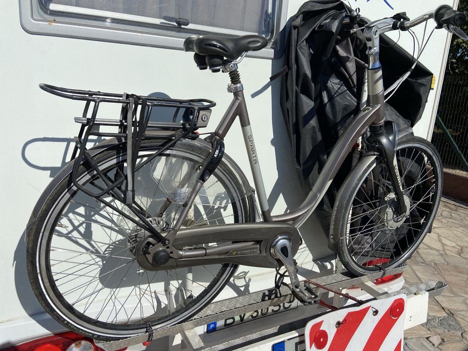Bicicleta eletrica holandesa