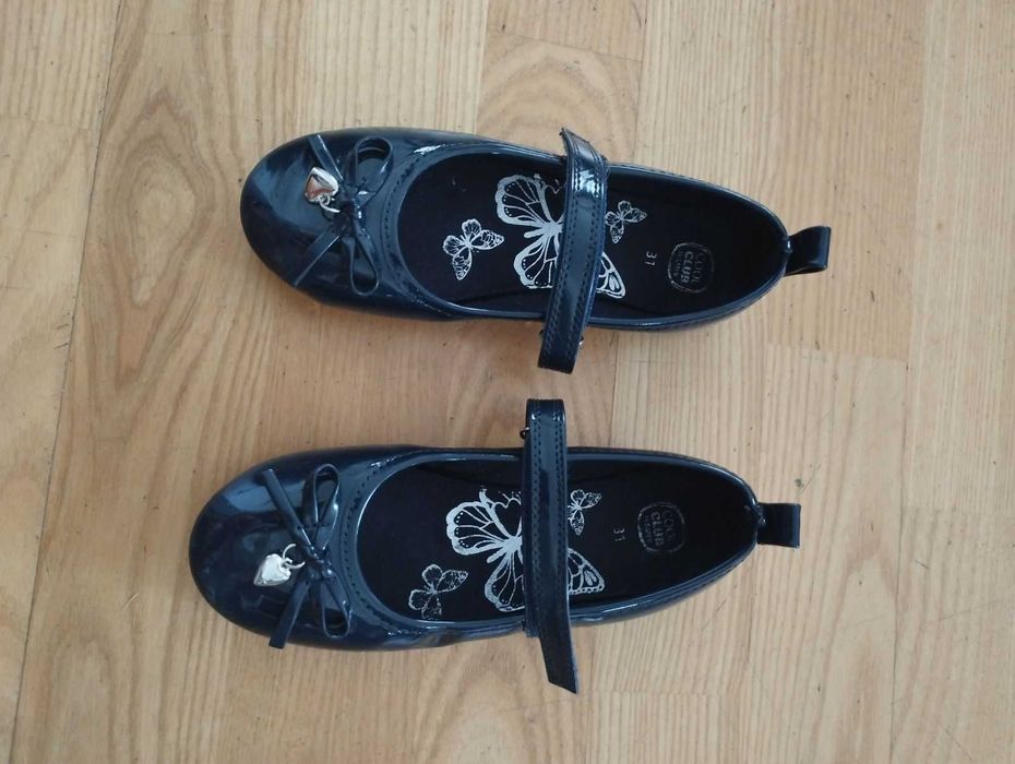 eleganckie granatowe buty dla dziewczynki w rozmiarze 31