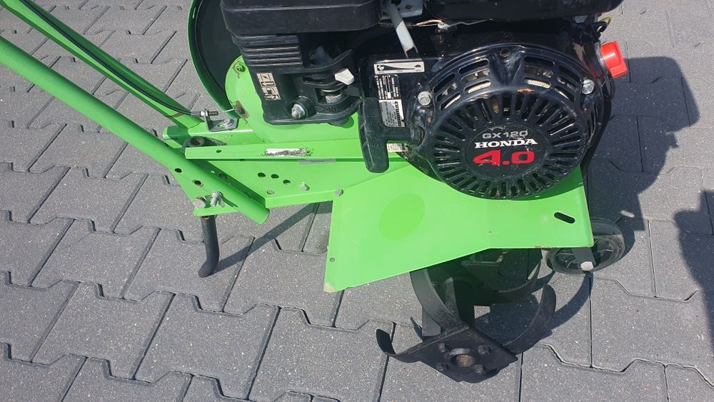 Glebogryzarka spalinowa Viking