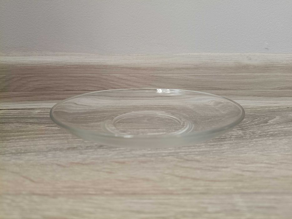 Mały talerzyk spodek 14 cm szklany przezroczysty Talerzyki