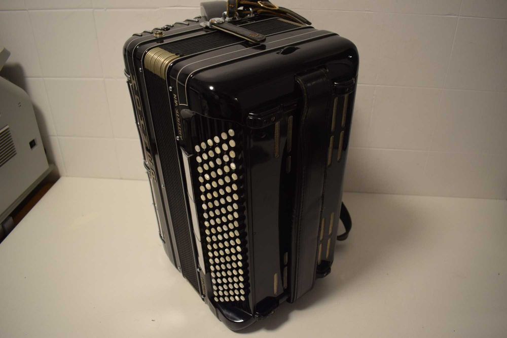 Acordeao Hohner Morino Artista 4 Voz 120 Baixox, N . 151