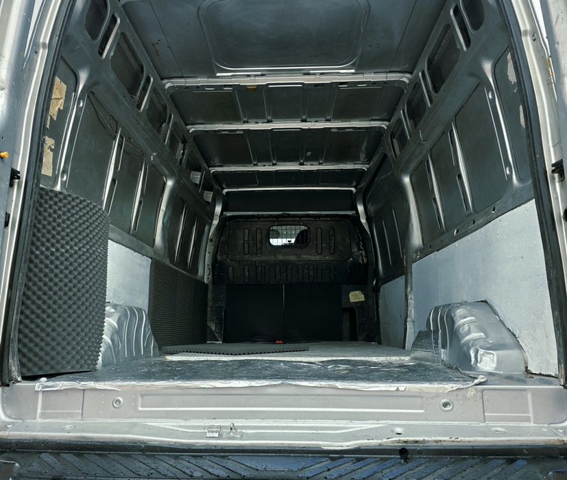 Ford Transit 330L ( 90 TSE-3)  Nacional