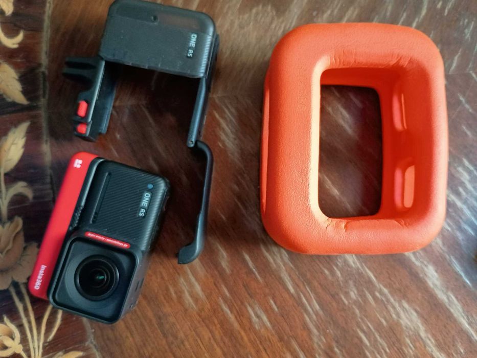 Câmera Insta360 ONE RS