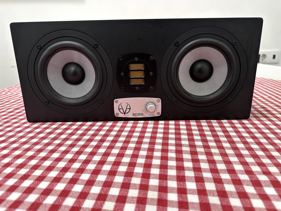 EVE Audio SC305 Monitores (PAR)