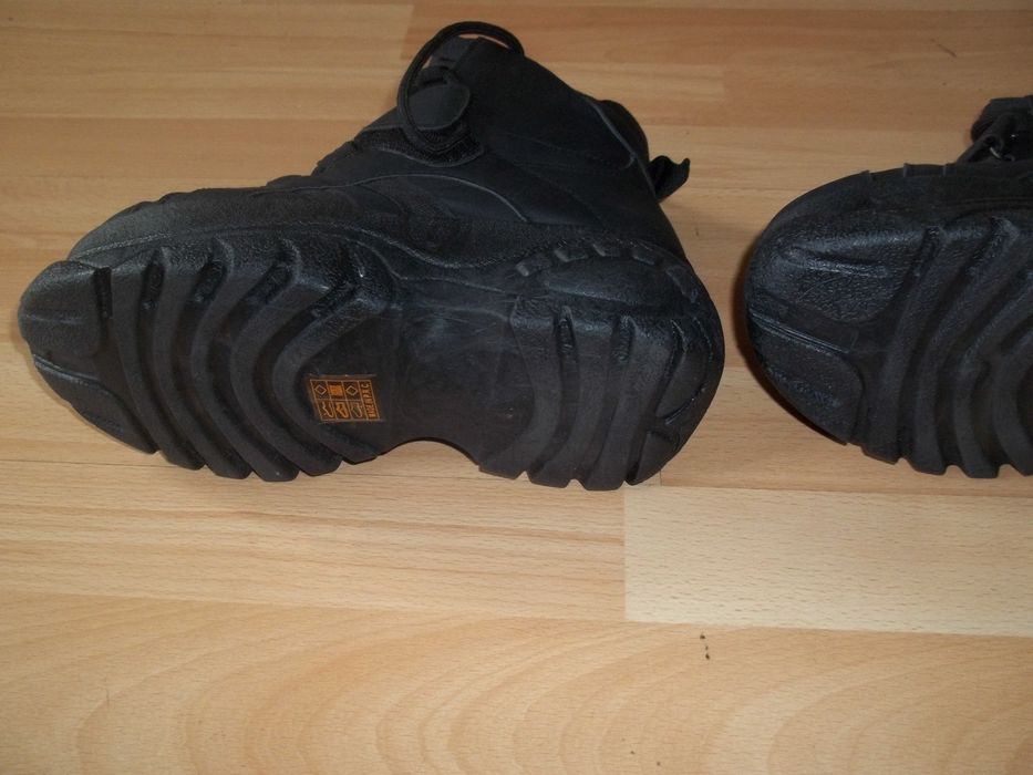 Botki czarne ZABUDOWANE ADIDASY na grubej podeszwie