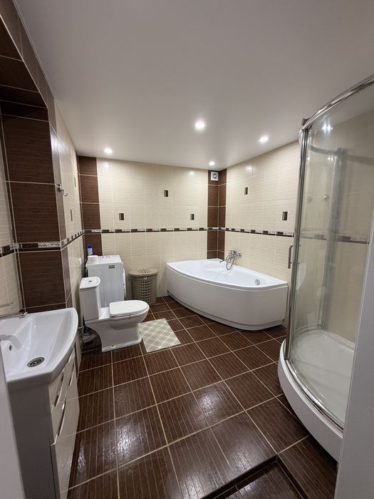 Продам 3 х кімнатну квартиру 86кв м