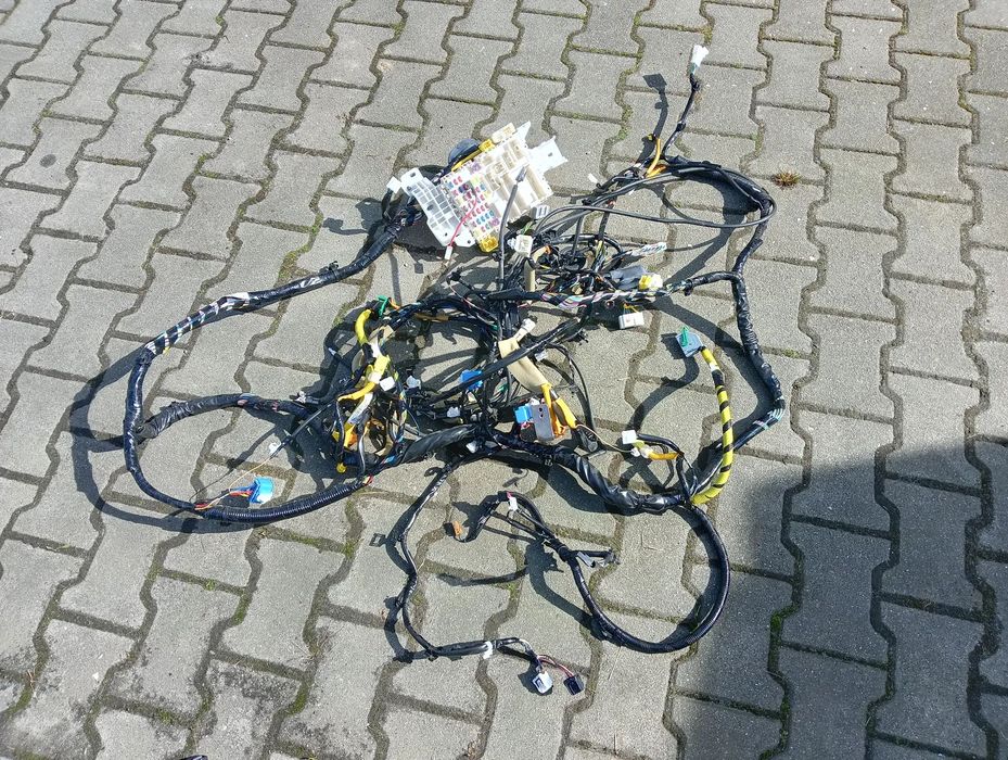 Suzuki SX4 S Cross wiazka instalacja wnętrza 36603-61M50 Europa