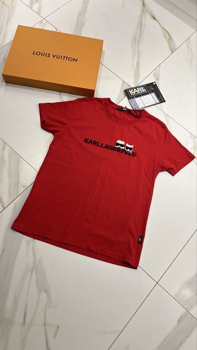 Karl lagerfeld t-shirt M