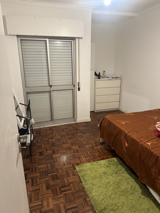 Arrendamento De Um Quarto
