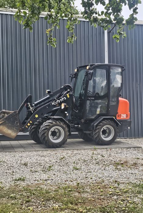 Kubota  RT 210D 33KM  brutto miniładowarka  weidemann  mini ładowarka