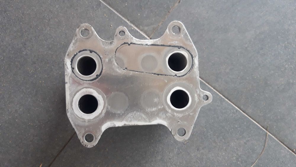 CHłodniczka  chłodnica  Oleju SEAT VW