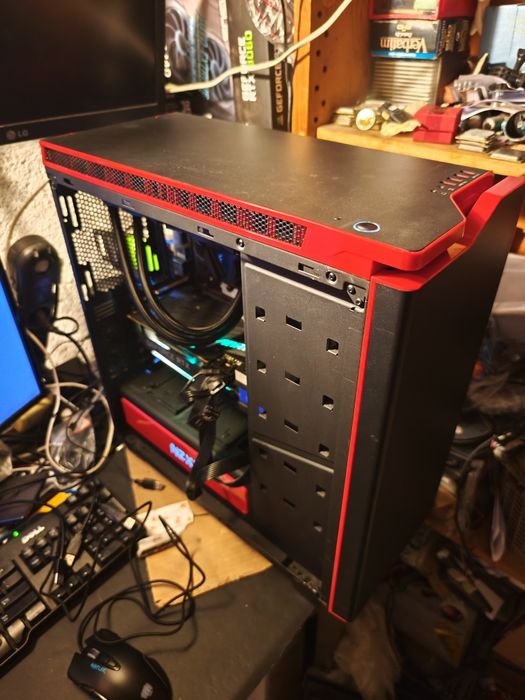 R9 3900X 24x4,6Ghz RTX3070 RAM 16GB m.2 250GB HDDx 4Tb