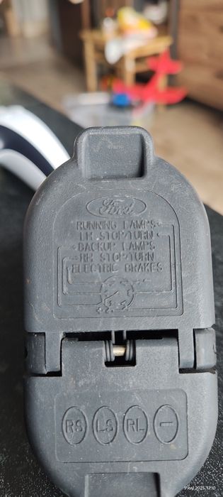 Gniazdo przyczepy Ford F150