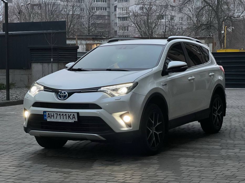 Toyota Rav4 Гібрид 2.5л 2016г