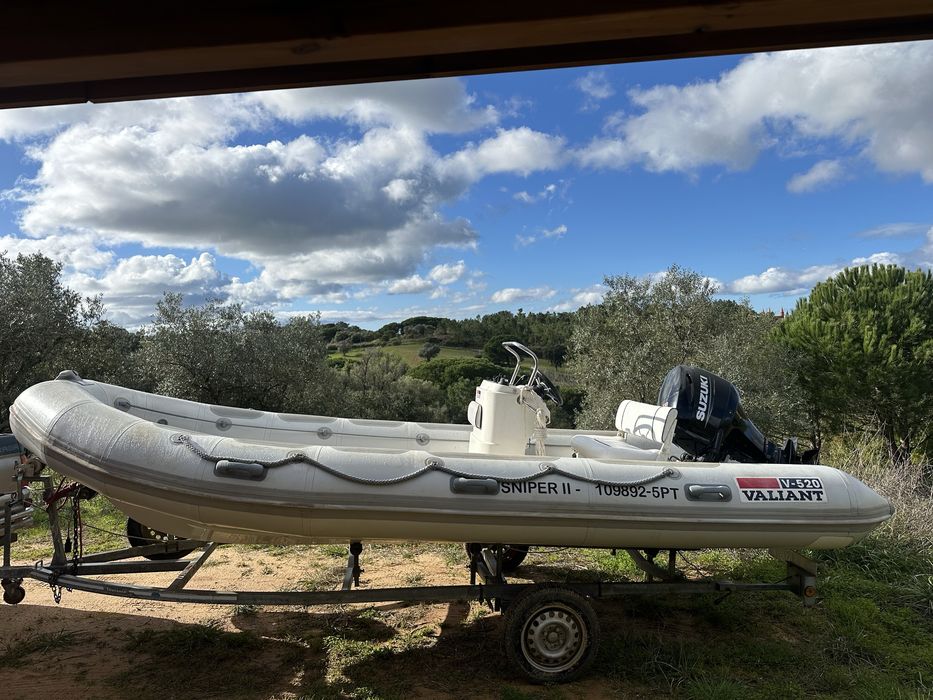 Semirigido Valiant 520/Suzuki 60/Atrelado