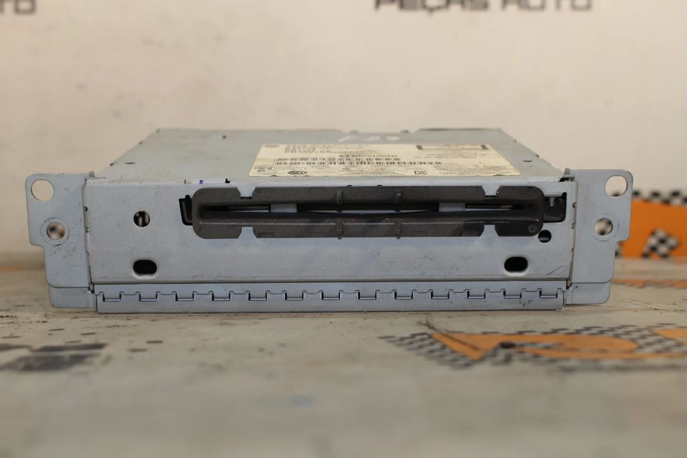 Rádio / auto-rádio BMW 1 (F20)