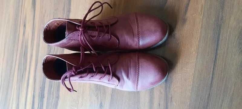 Botki w rozmiarze 36