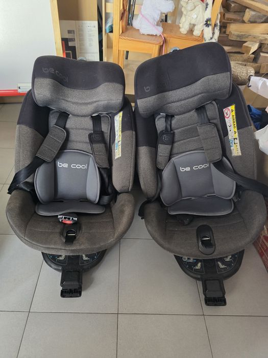 2 cadeiras c/ sistema Isofix da marca Be Cool