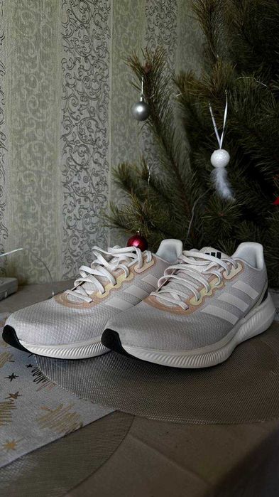 Оригинальные кроссовки Adidas