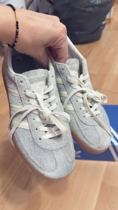 Кросівки adidas Handball Spezial W