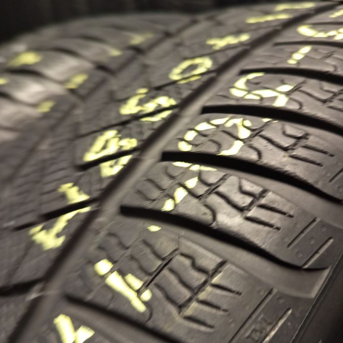 225/50/R17 Pirelli Sottozero 3