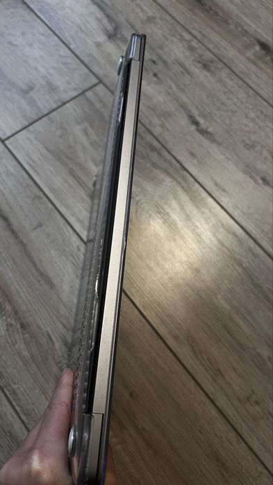 Вживаний Mackbook Pro 16 Core i9 16/2Тб